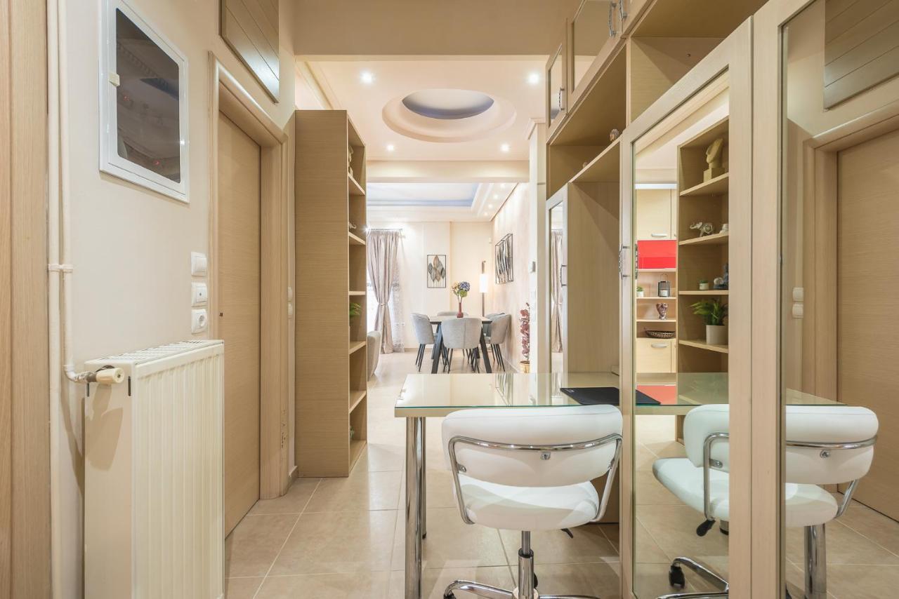Lighthouse Apartment In The Heart Of Athens Exterior photo
